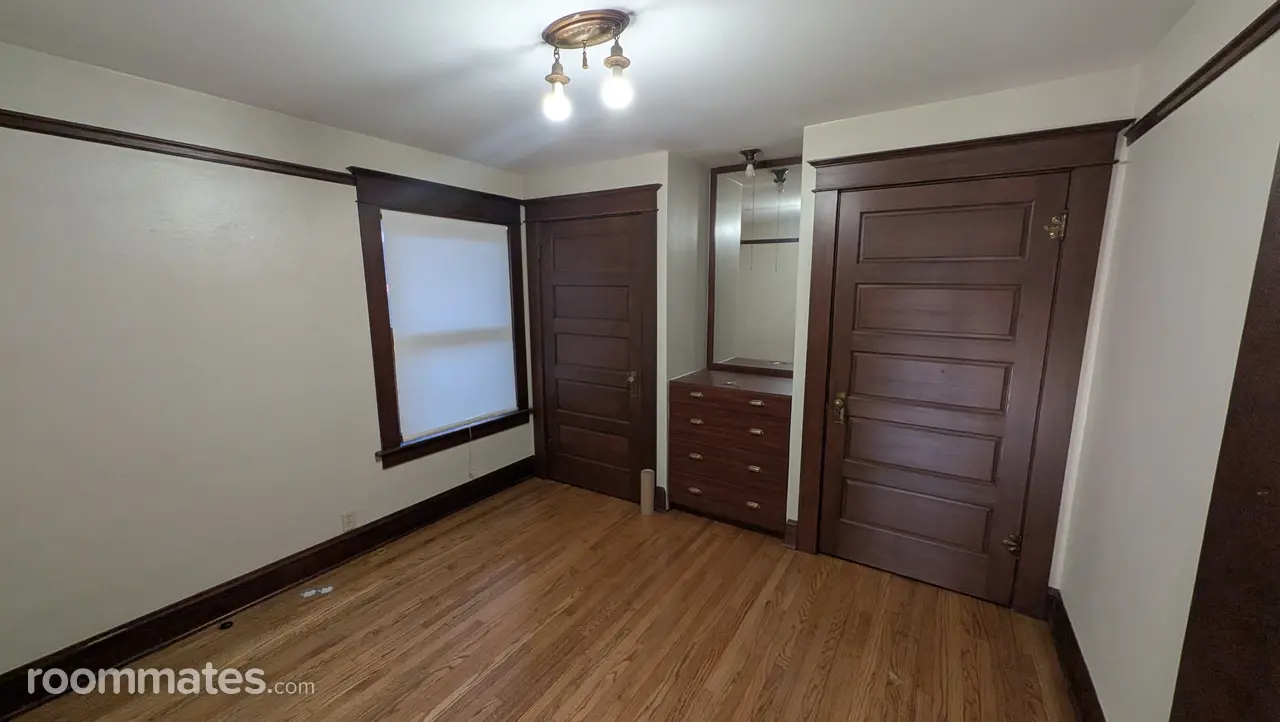 Profile photo 2 of 5