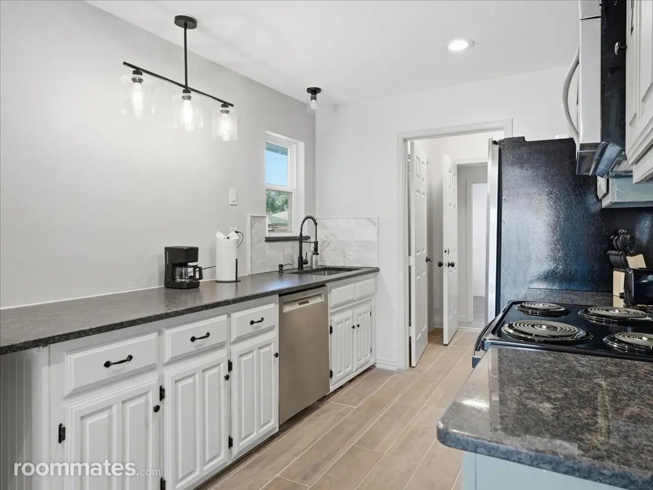 Profile photo 6 of 9