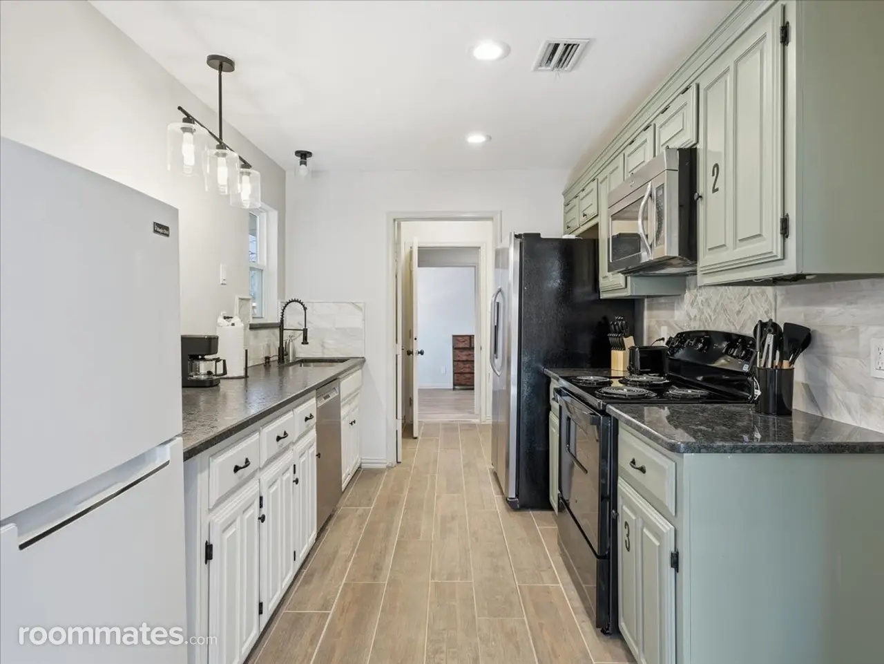 Profile photo 7 of 9