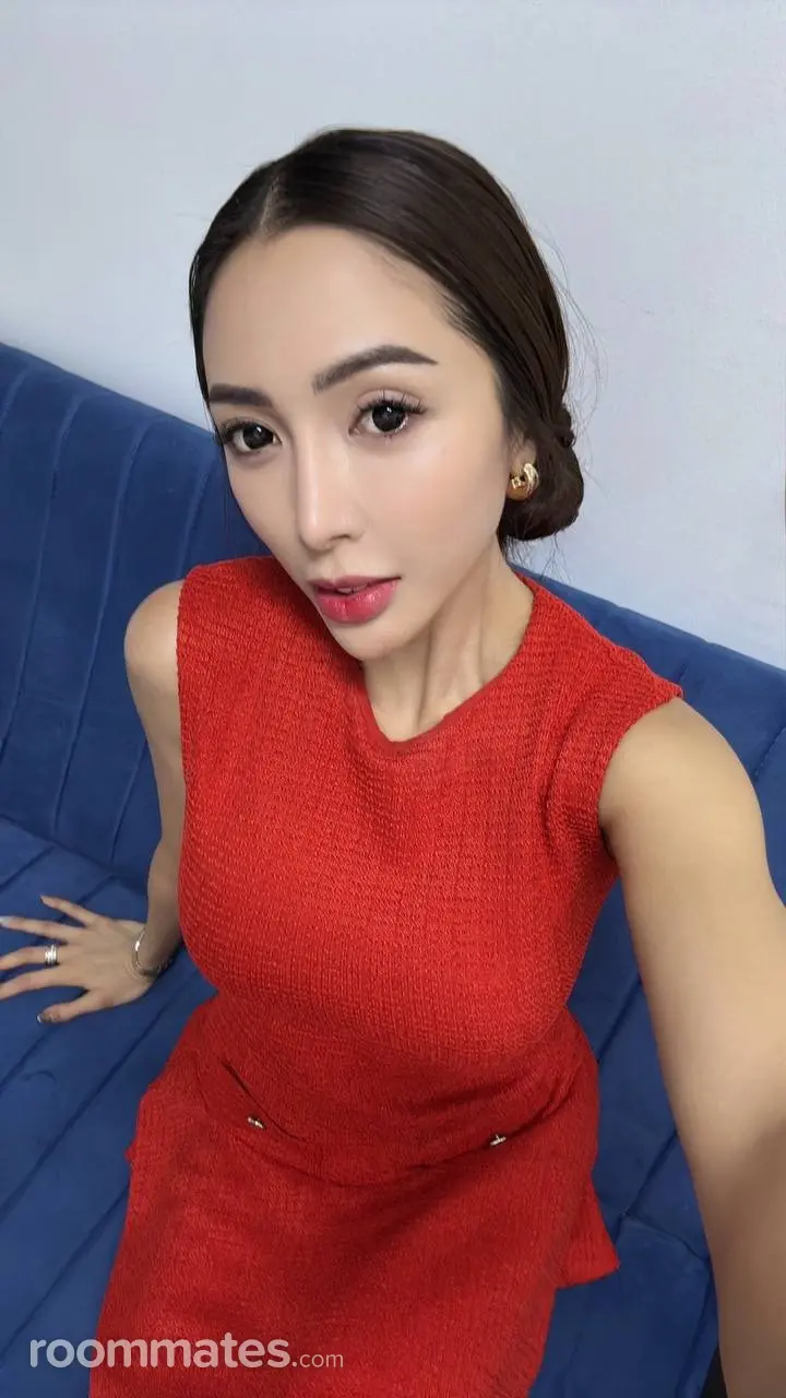 Profile photo 2 of 2