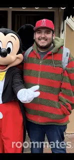 Roommate looking Northridge, CA, $1000