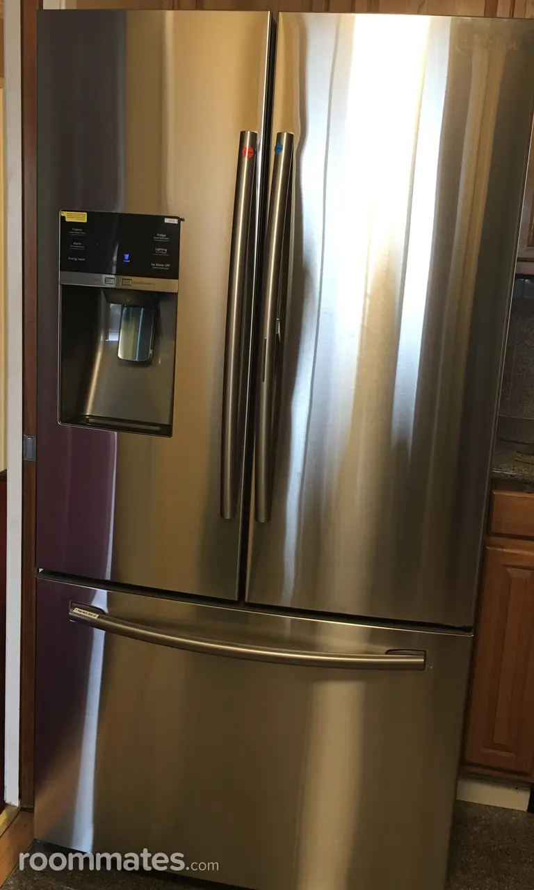 Profile photo 1 of 8