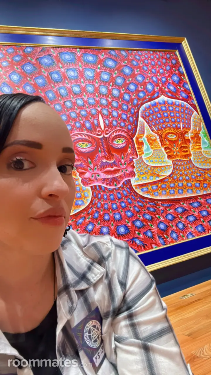 Profile photo 4 of 7