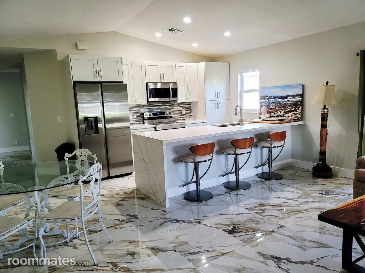 Profile photo 1 of 8