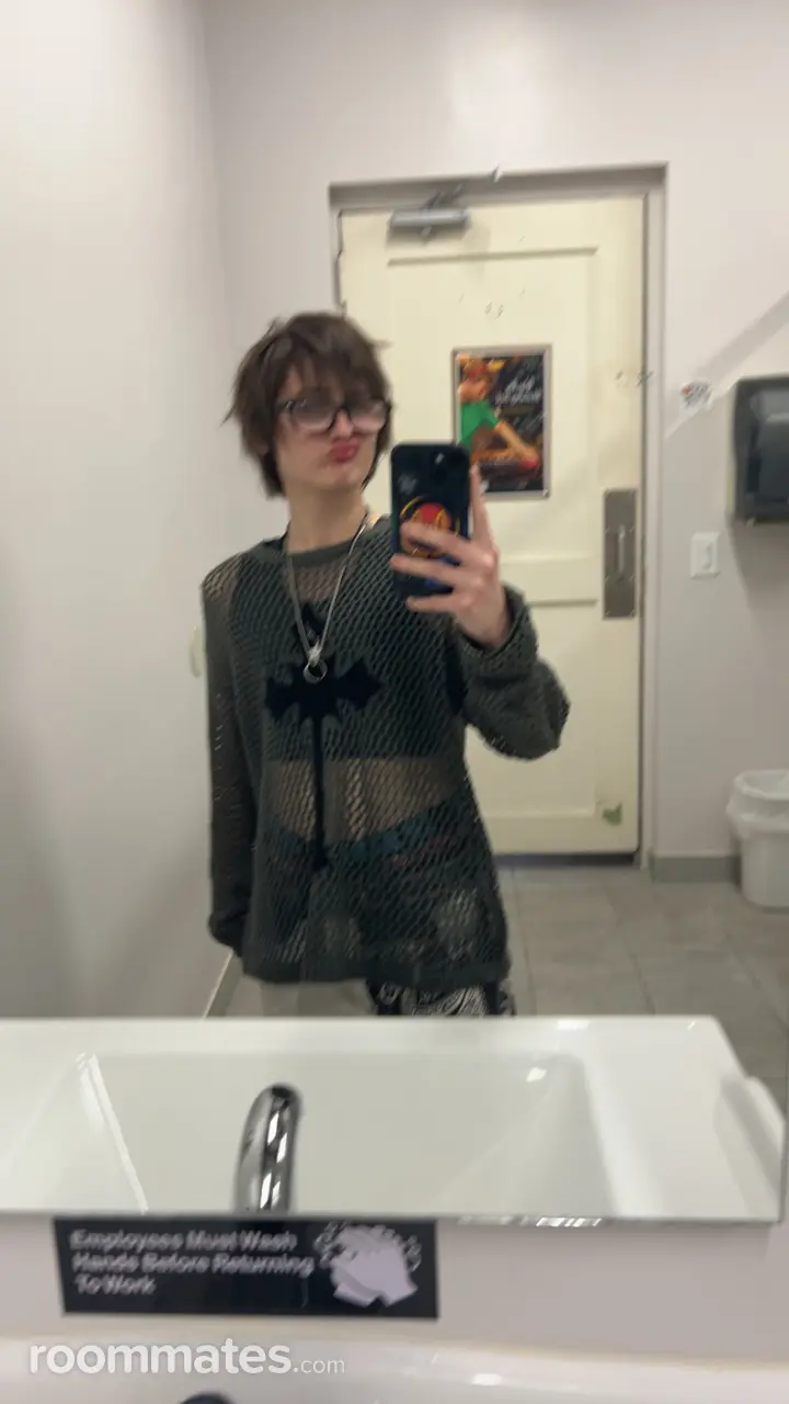 Profile photo 2 of 4