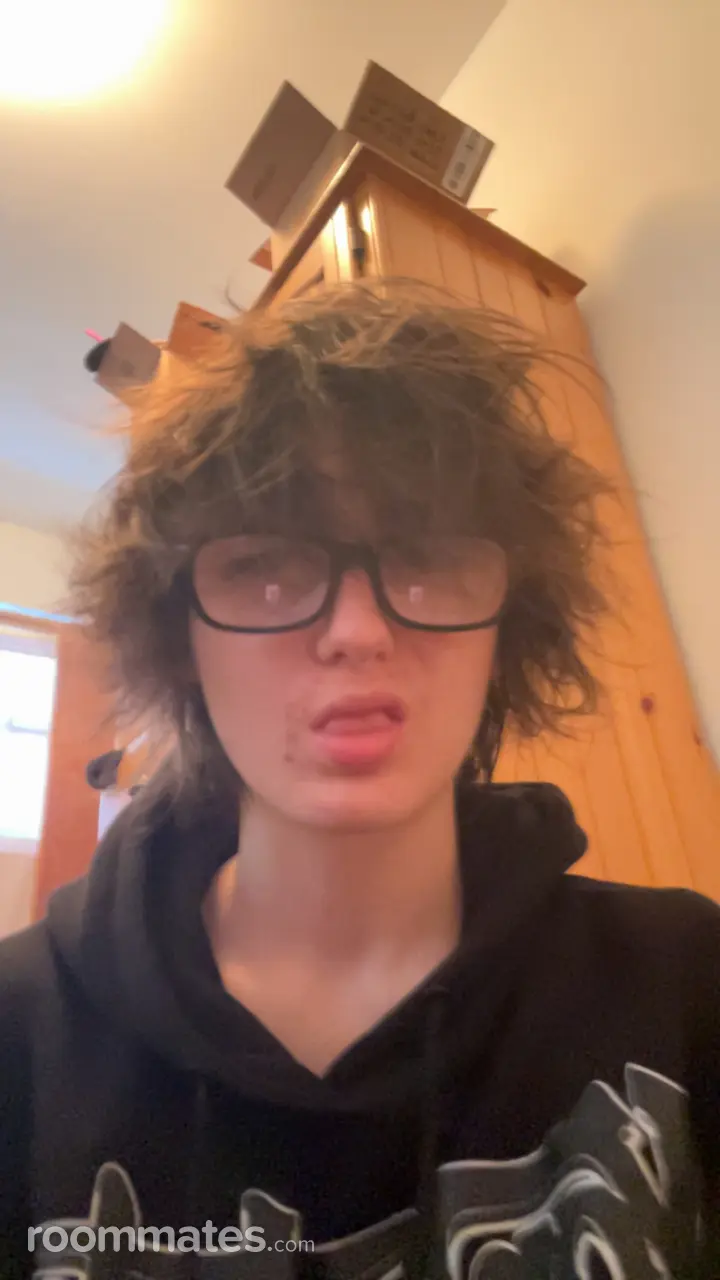 Profile photo 1 of 4