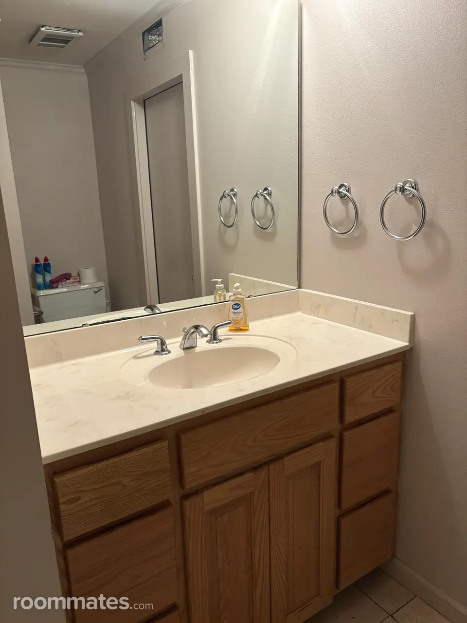 Profile photo 7 of 10