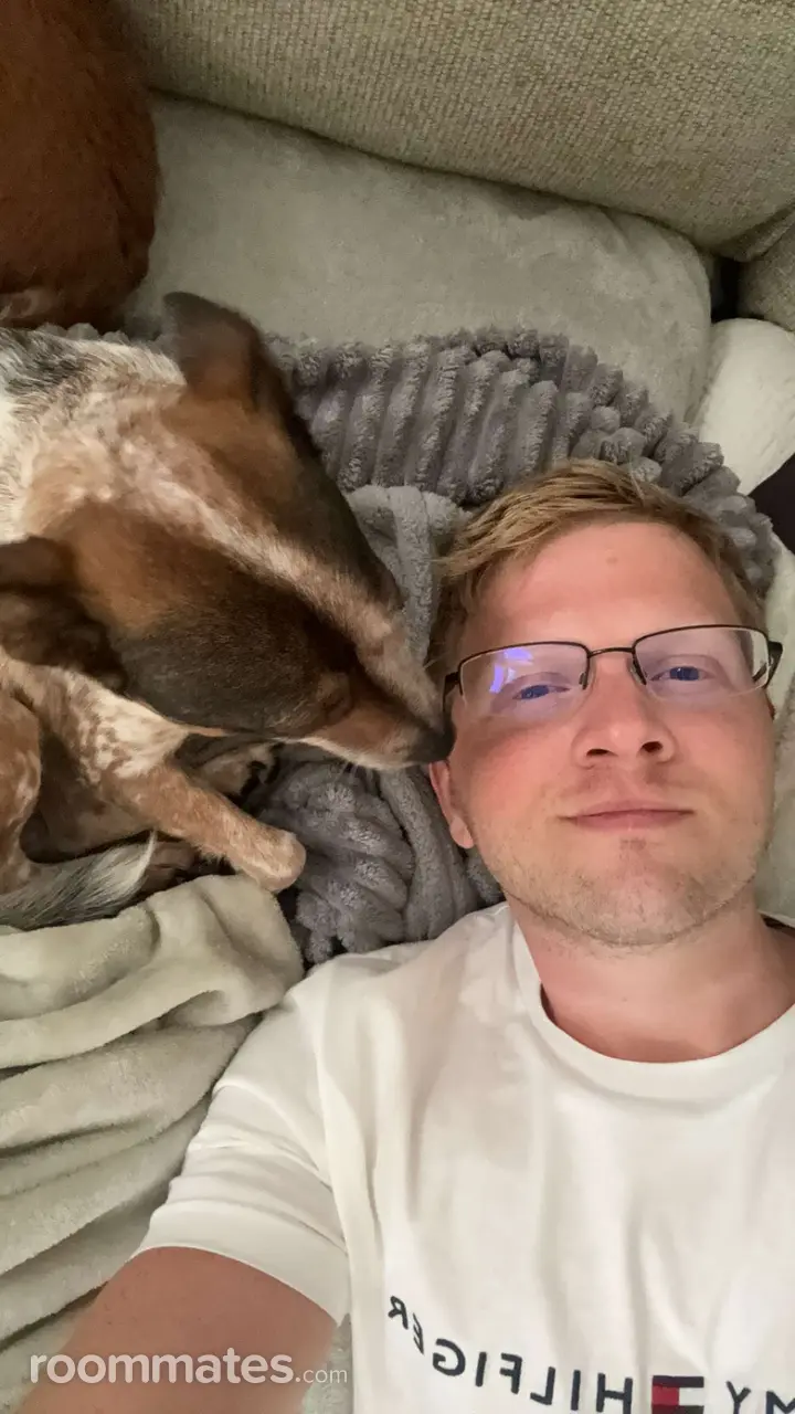 Profile photo 1 of 4