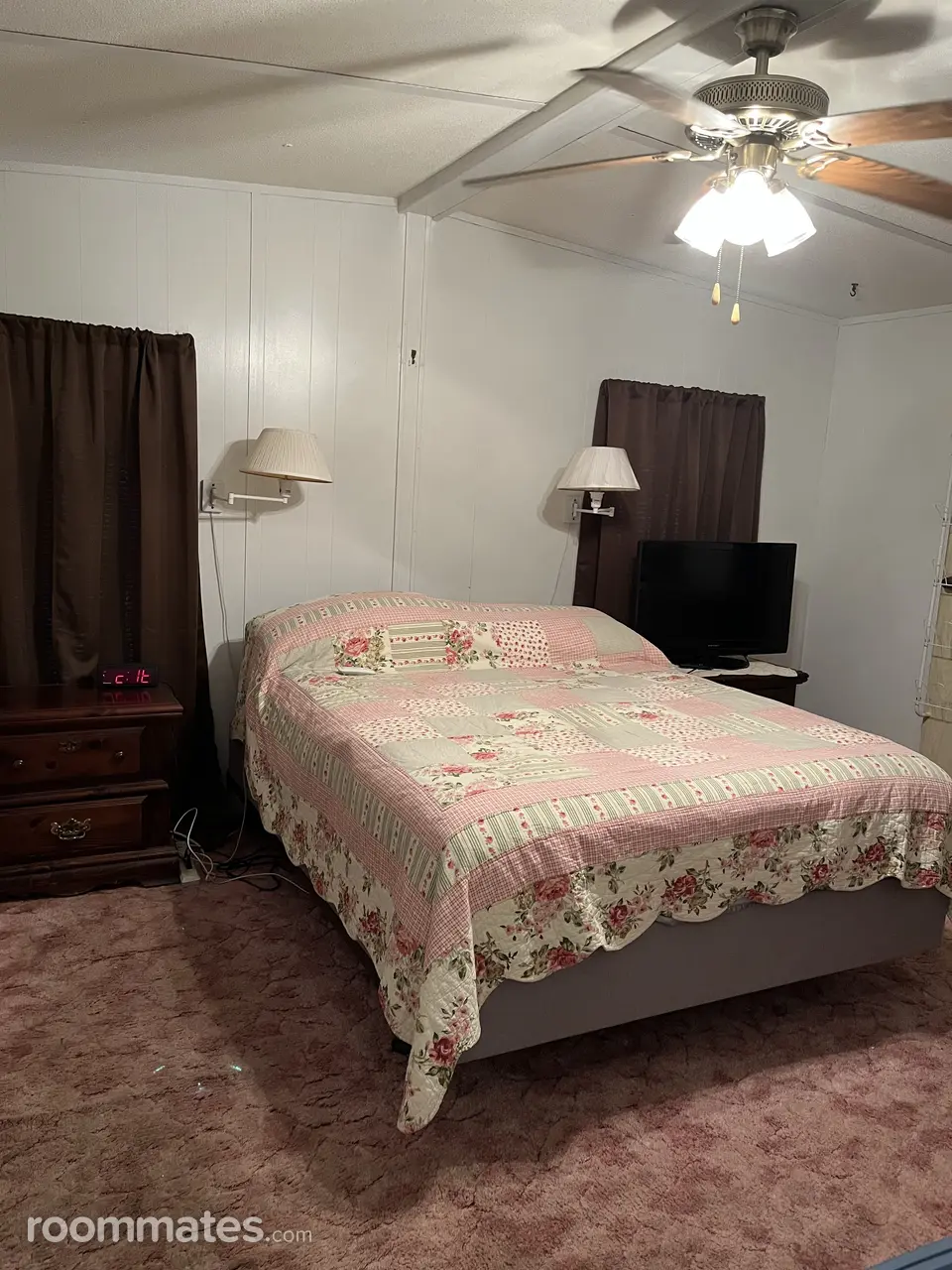 Profile photo 4 of 7