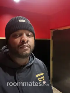 Roommate looking Akron, OH, $1000