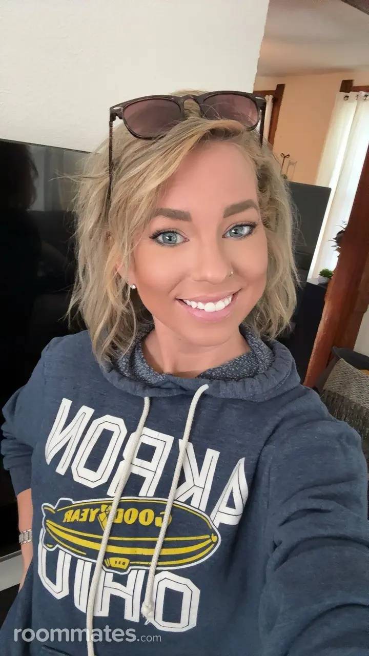 Profile photo 1 of 1