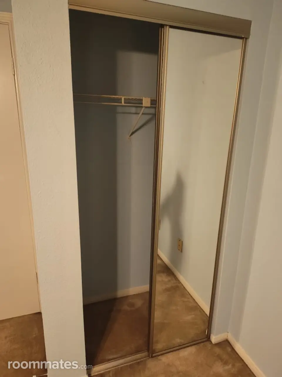 Profile photo 3 of 10