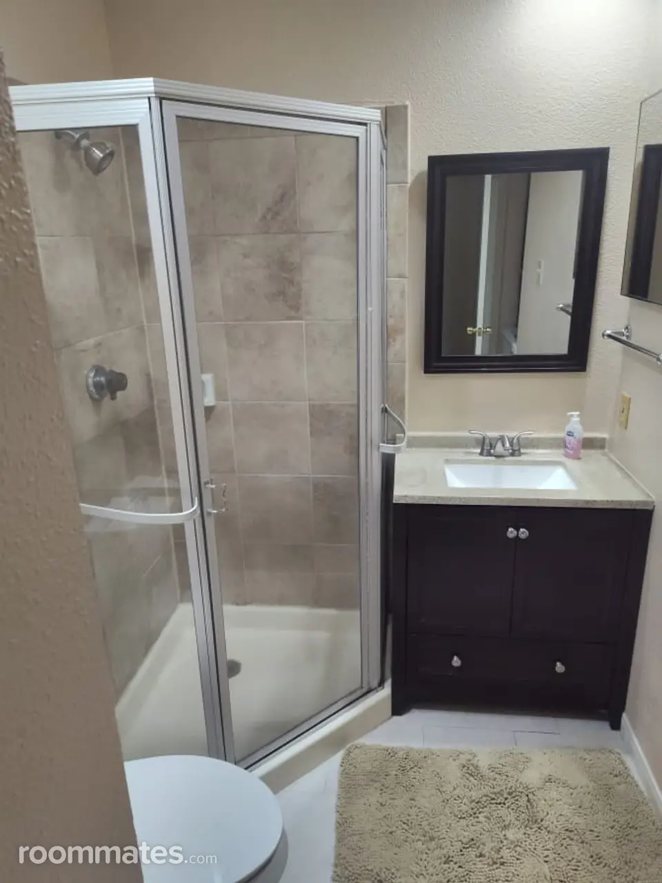 Profile photo 7 of 10