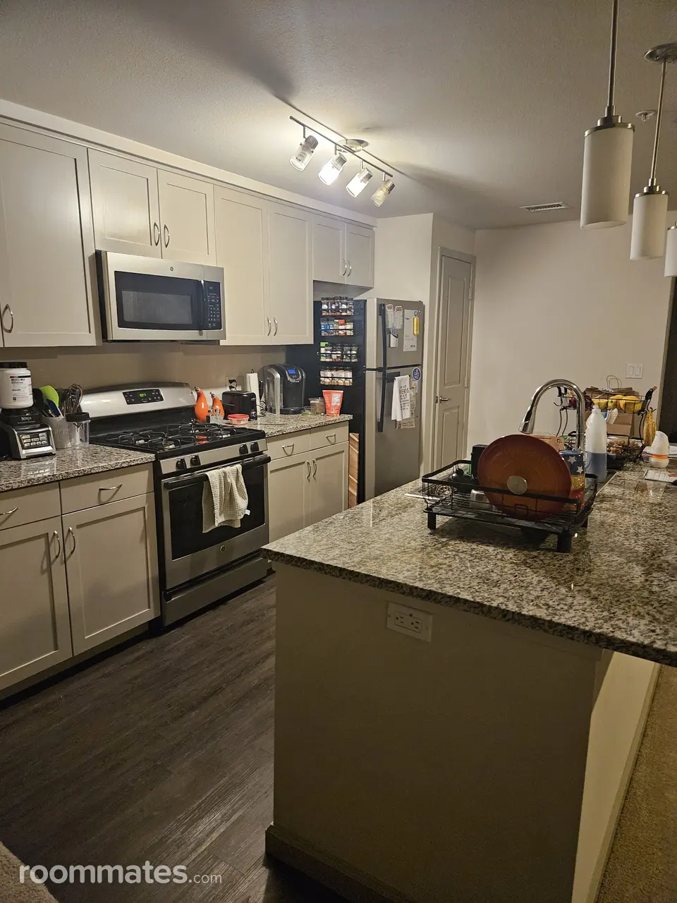 Profile photo 2 of 8