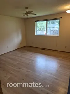 Room for rent in Tacoma, WA $1250, house