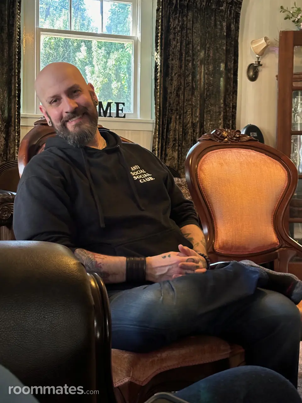 Profile photo 11 of 11