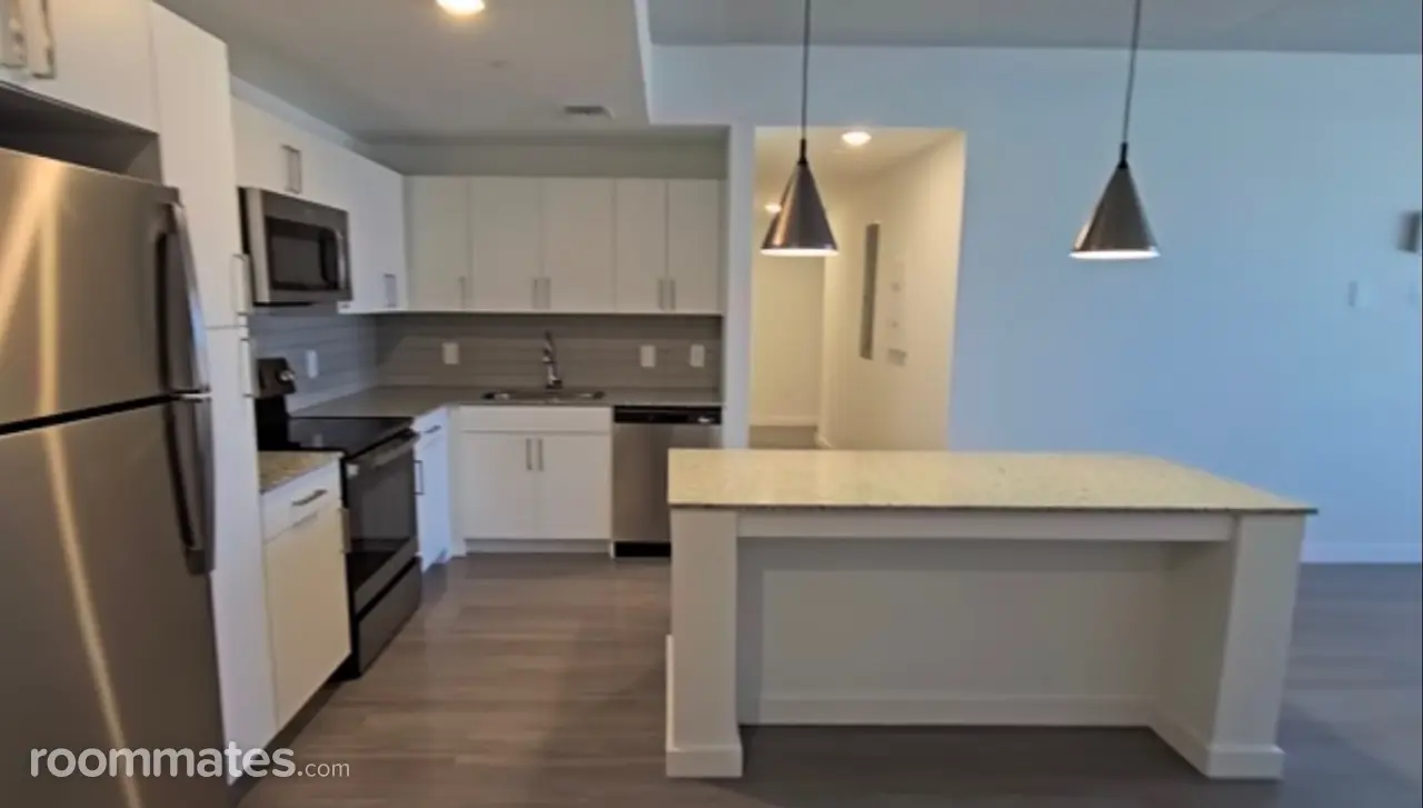 Profile photo 3 of 7