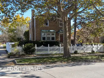 Room for rent in Chicago, IL $1700, house
