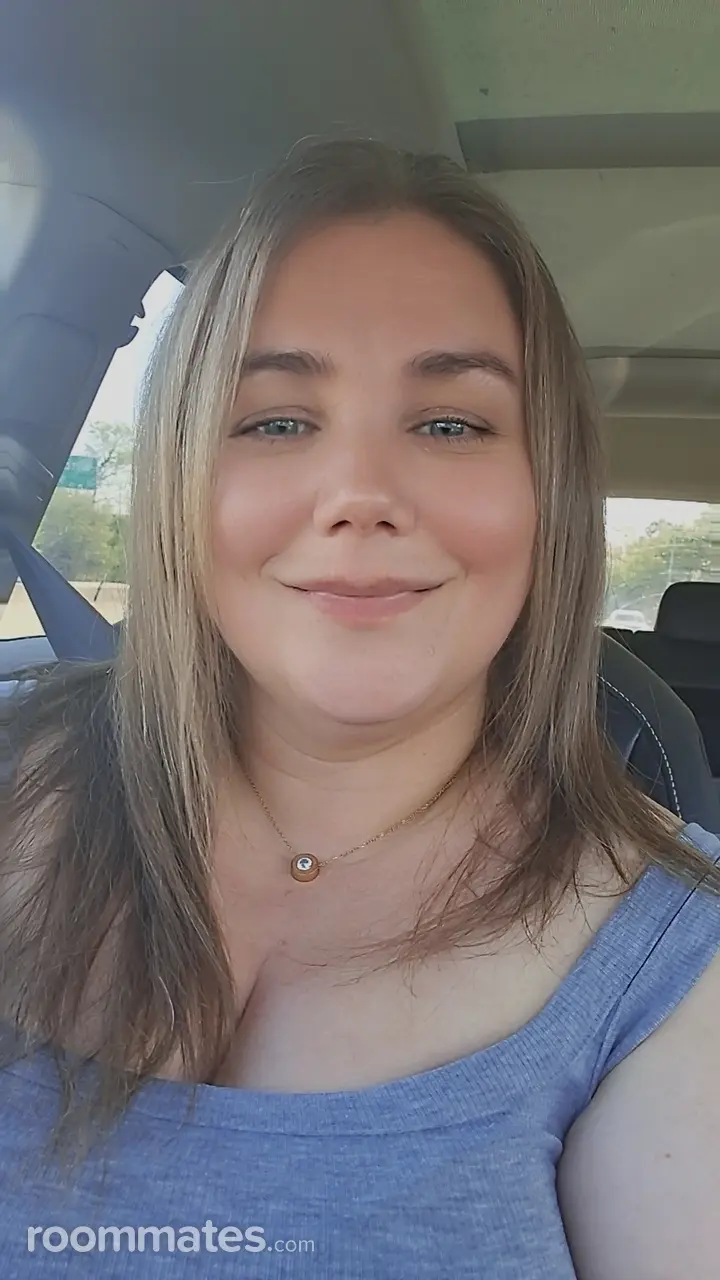 Profile photo 4 of 4