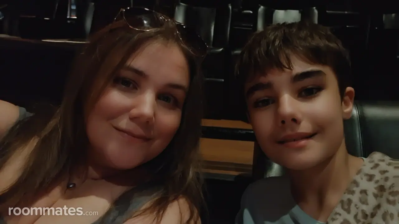 Profile photo 2 of 4