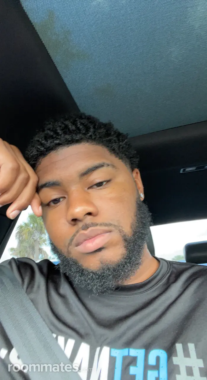 Profile photo 1 of 1