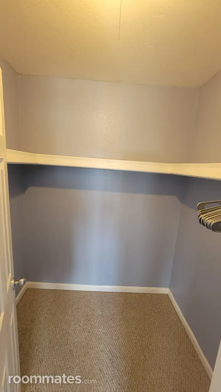 Profile photo 6 of 9