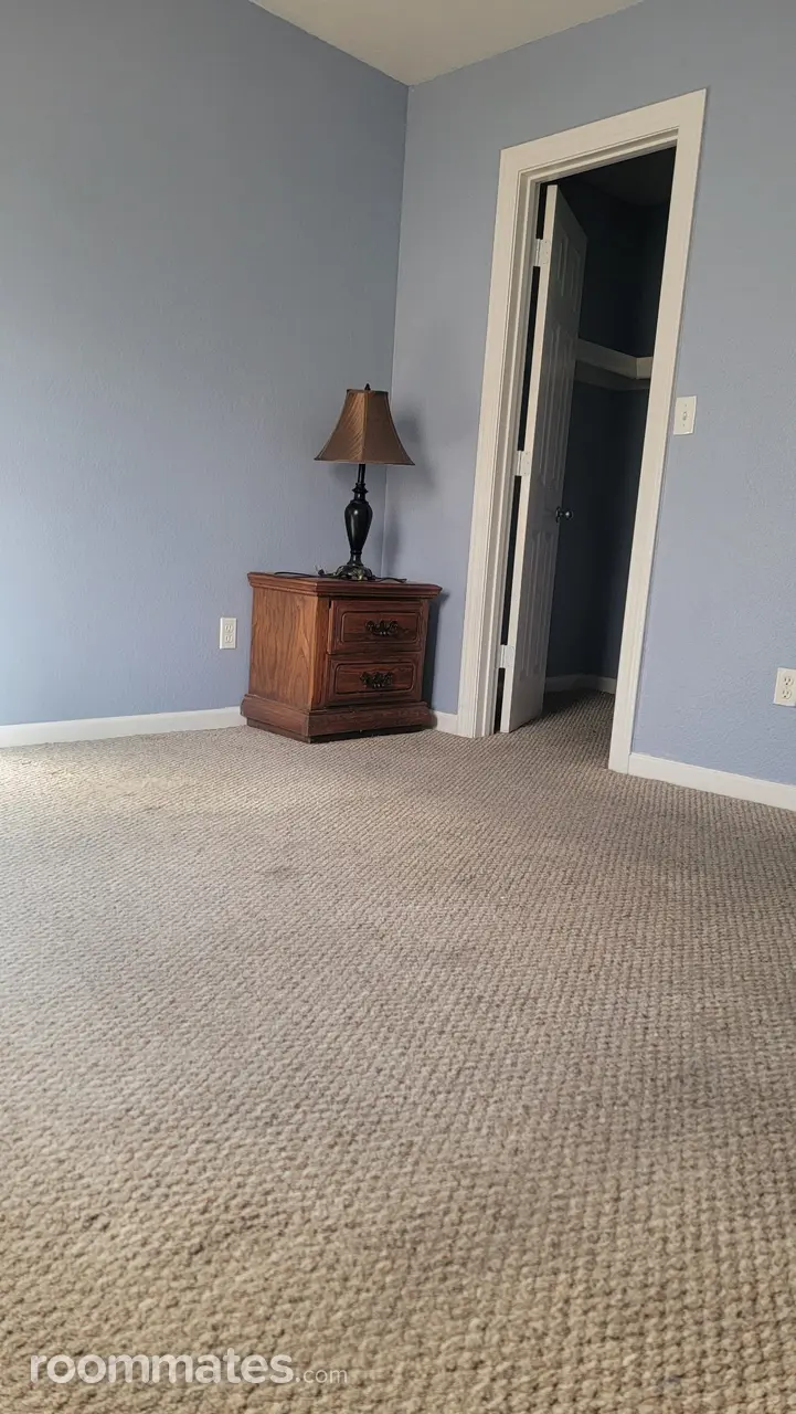 Profile photo 8 of 9