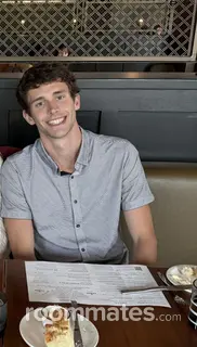 Roommate looking Tampa, FL, $1400