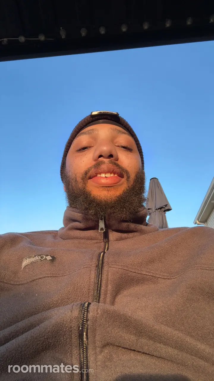 Profile photo 1 of 1