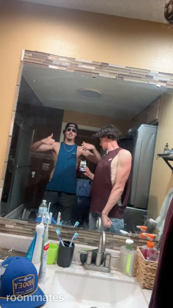 Profile photo 4 of 11