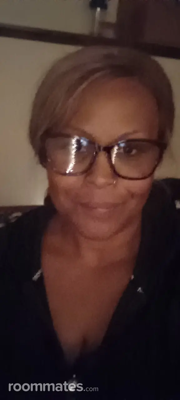 Profile photo 1 of 1