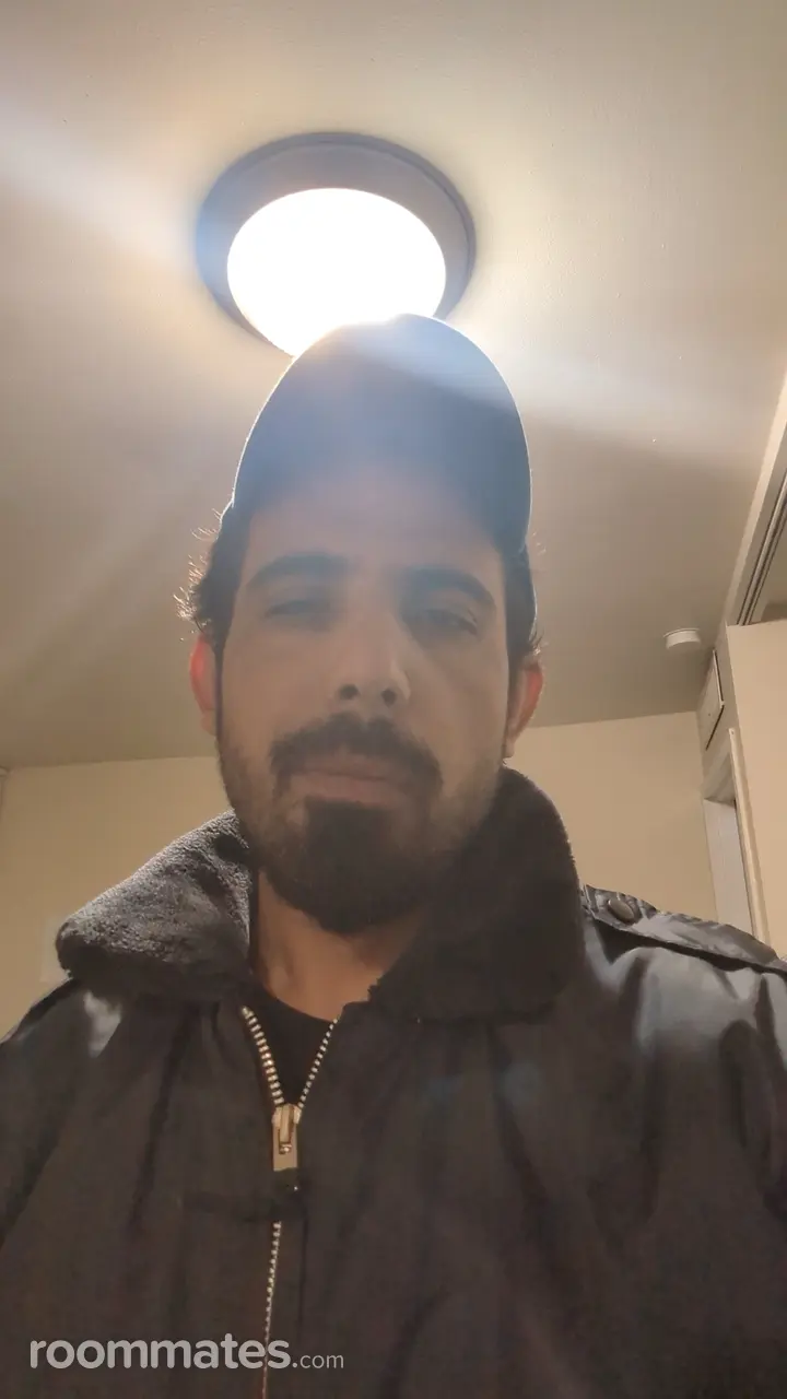 Profile photo 1 of 1