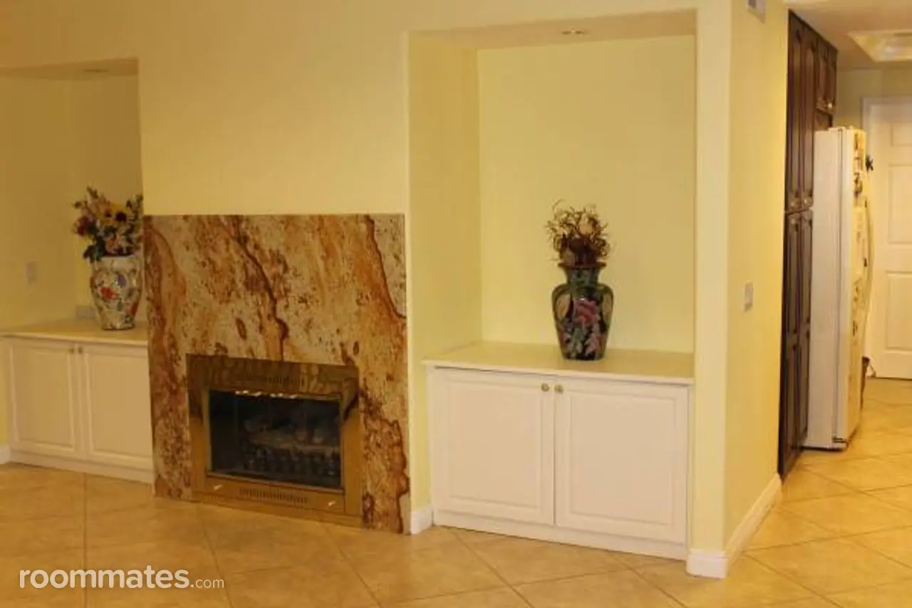 Profile photo 5 of 11