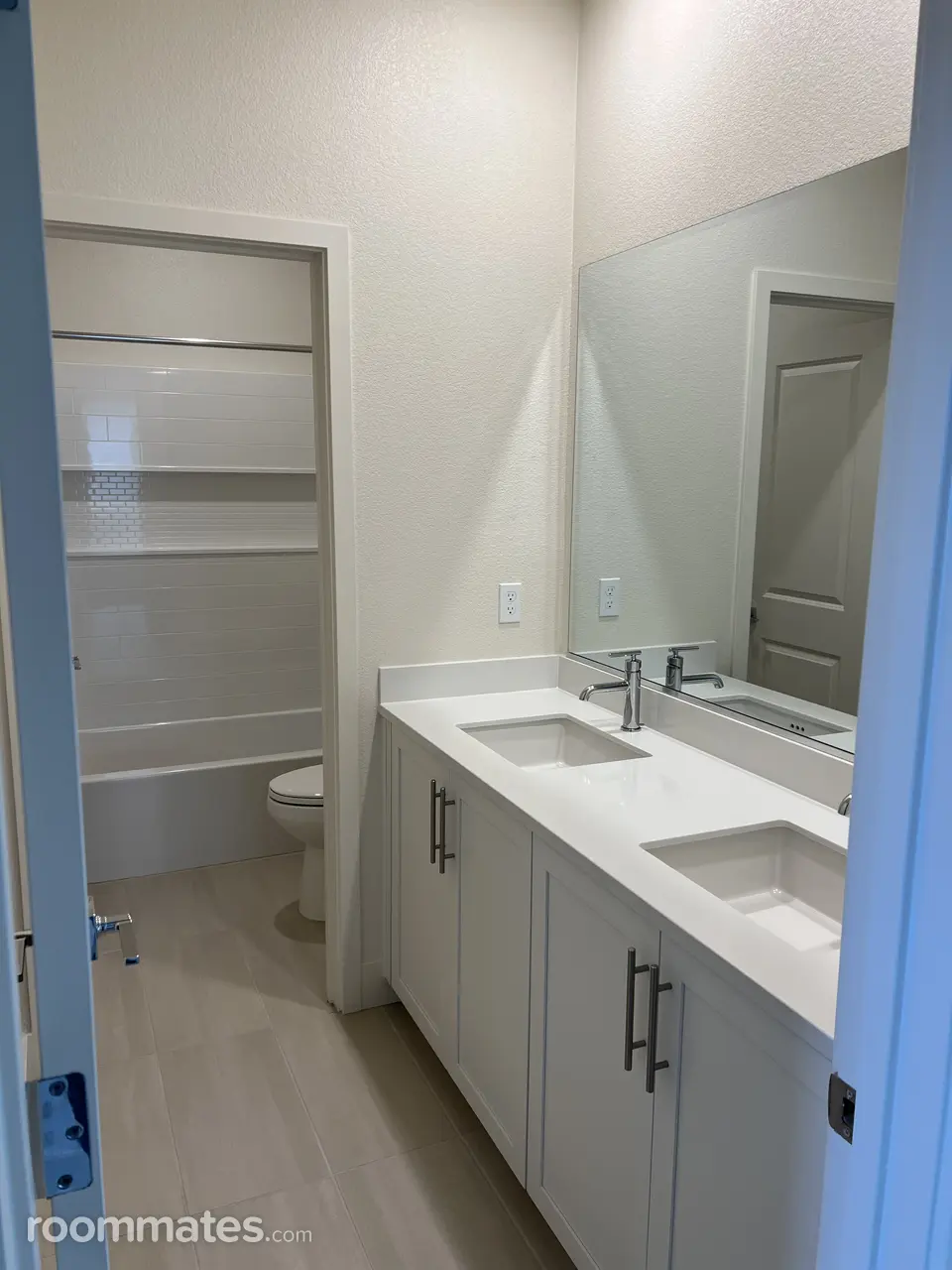 Profile photo 4 of 8