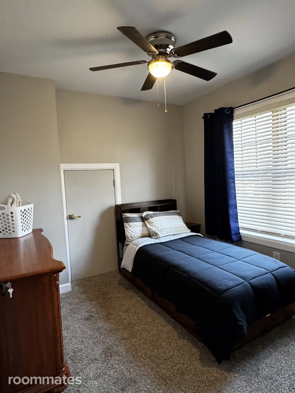 Profile photo 2 of 14