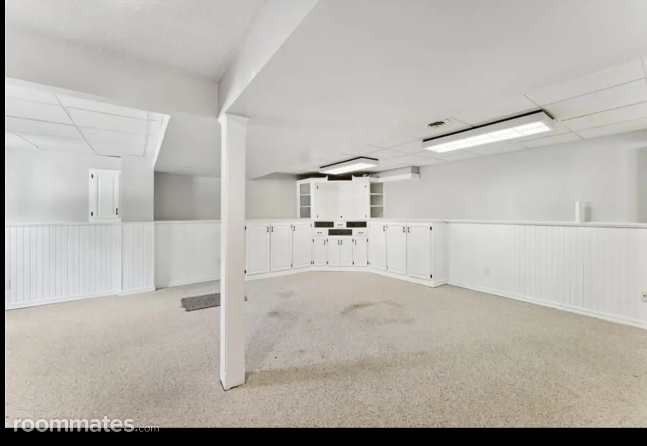 Profile photo 1 of 2