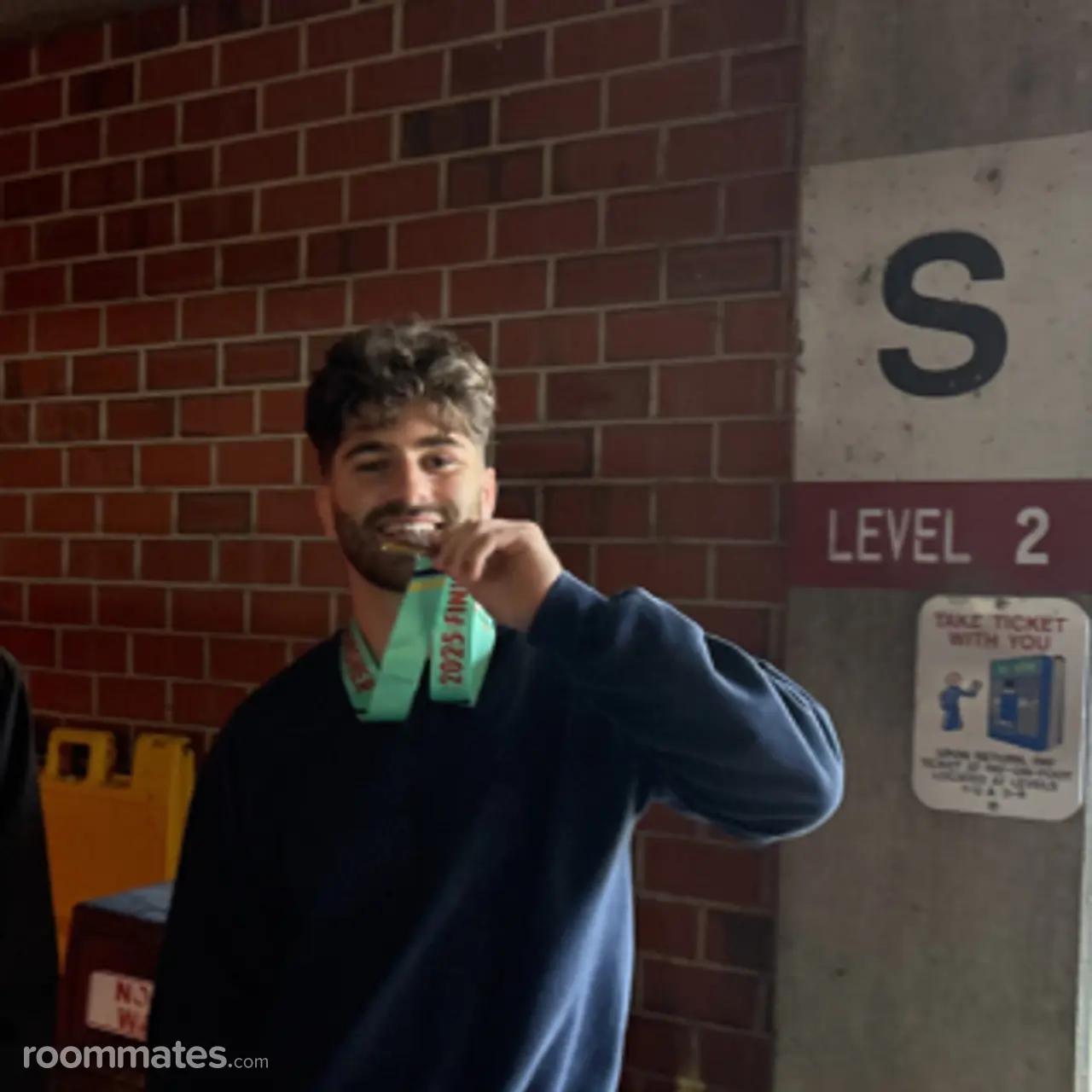 Profile photo 1 of 1