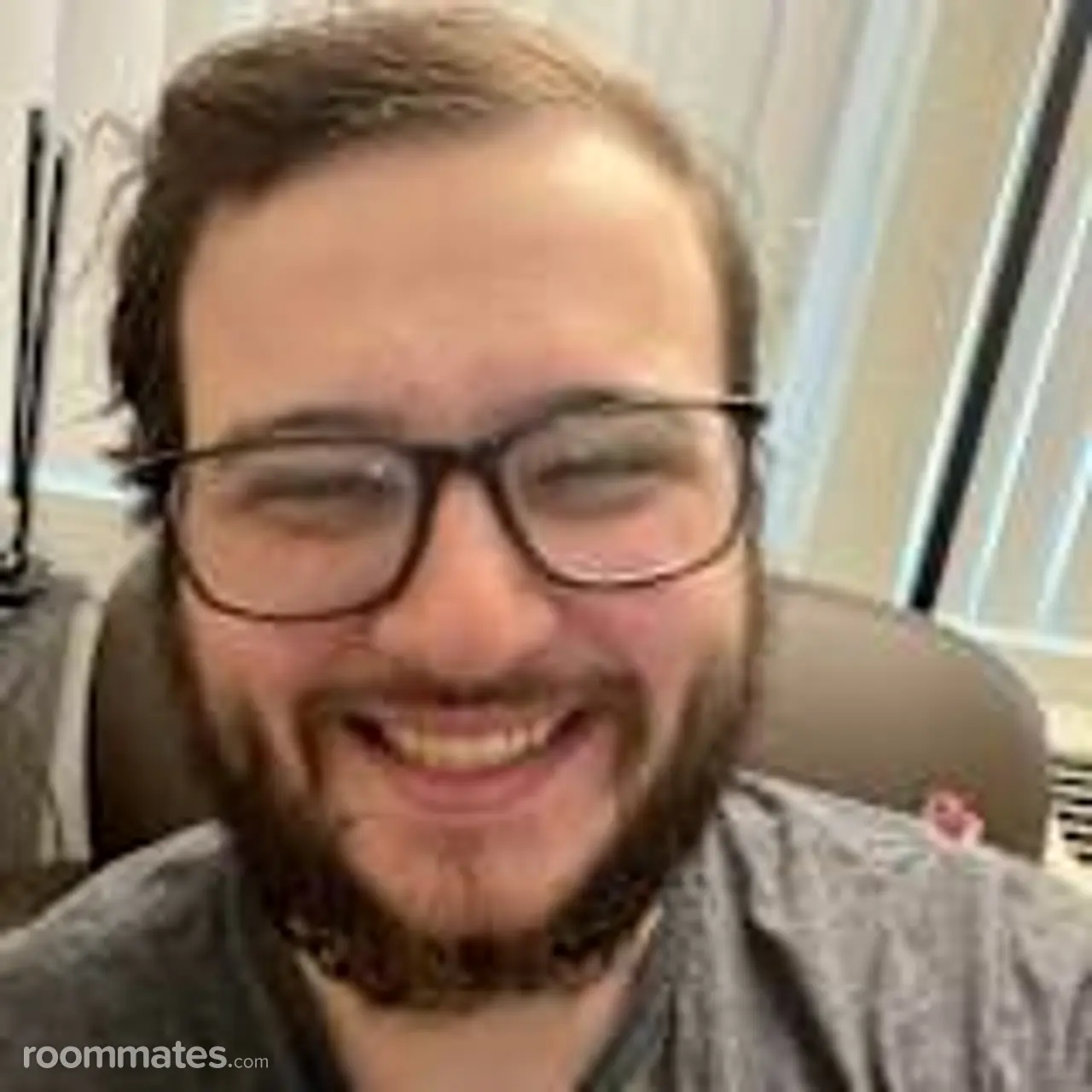 Profile photo 4 of 4