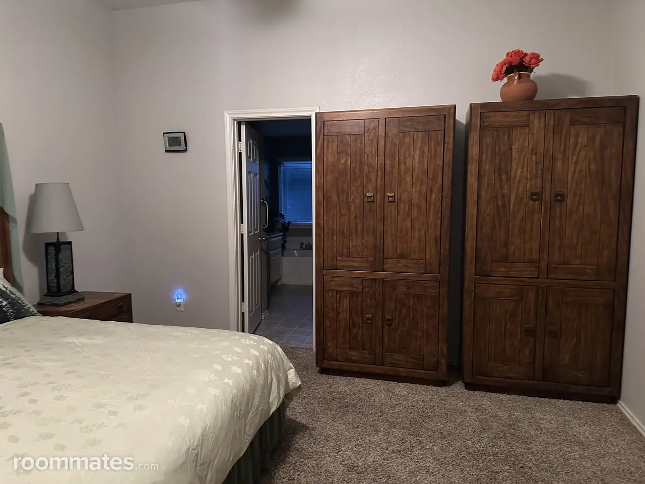 Profile photo 4 of 8