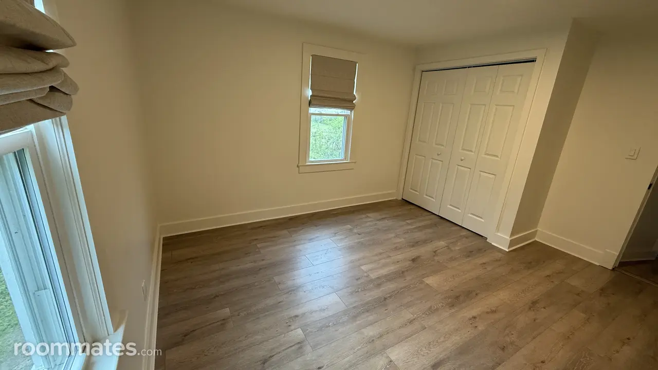 Profile photo 6 of 15