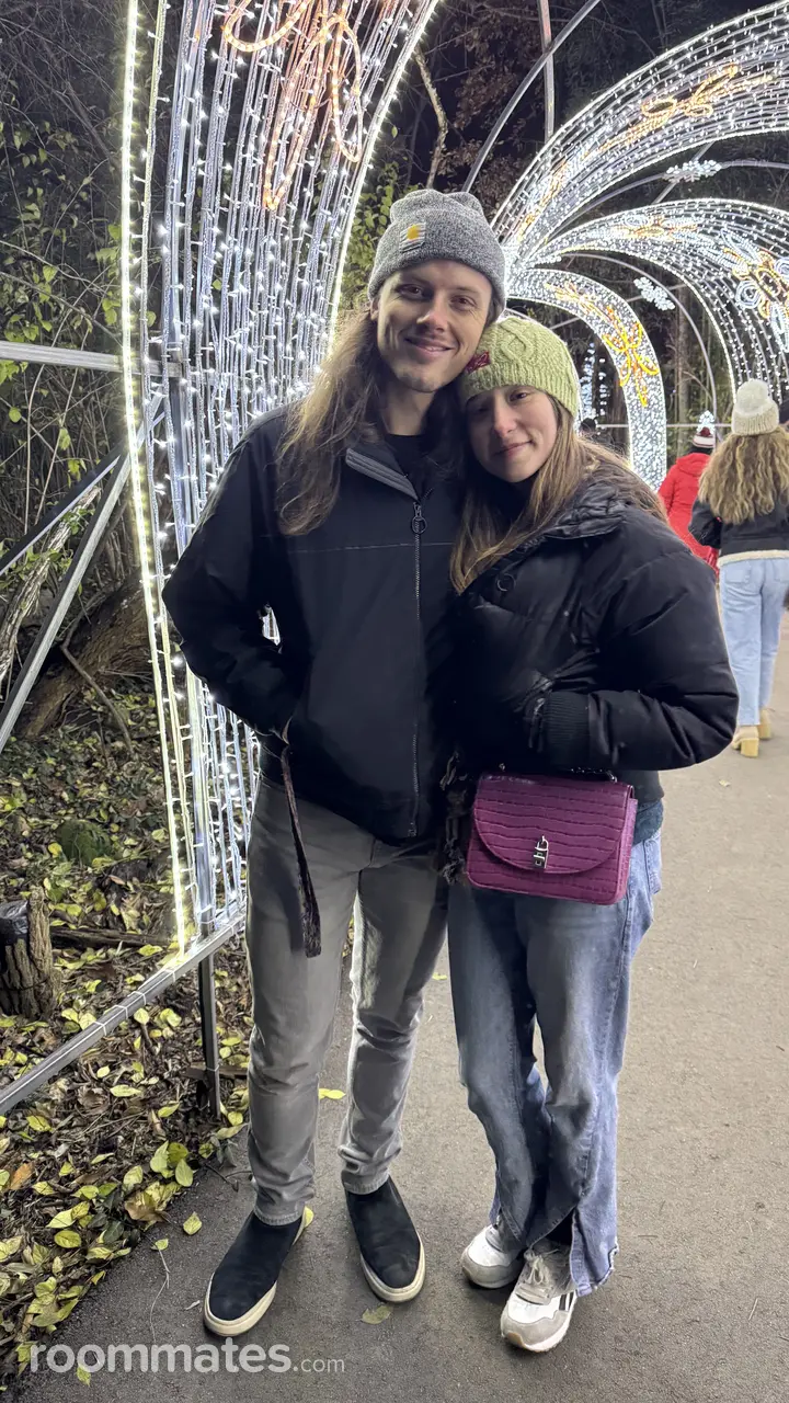 Profile photo 11 of 15