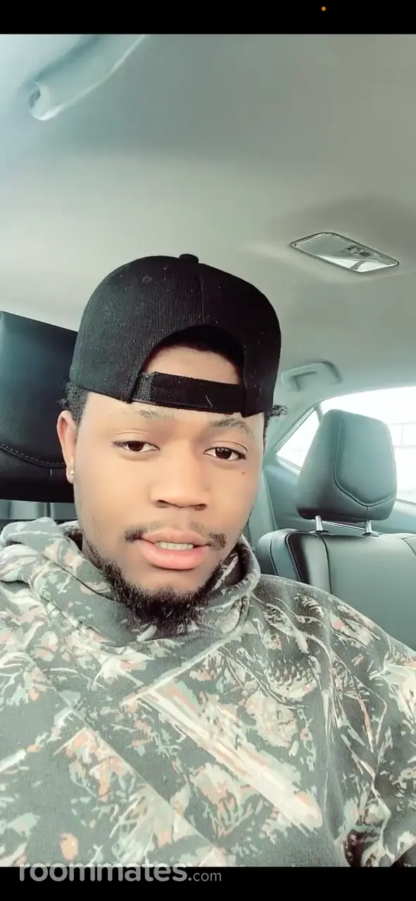 Profile photo 1 of 1