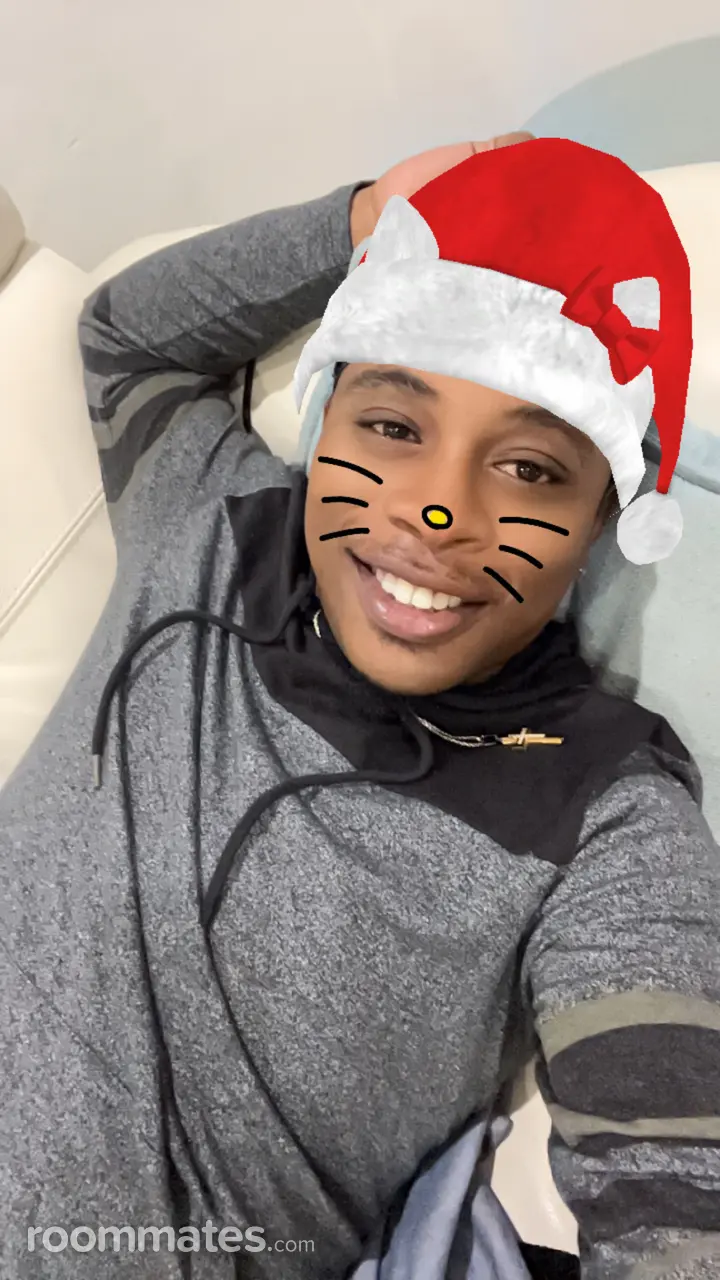 Profile photo 1 of 3