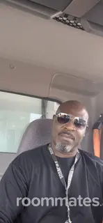 Roommate looking Chicago, IL, $1100