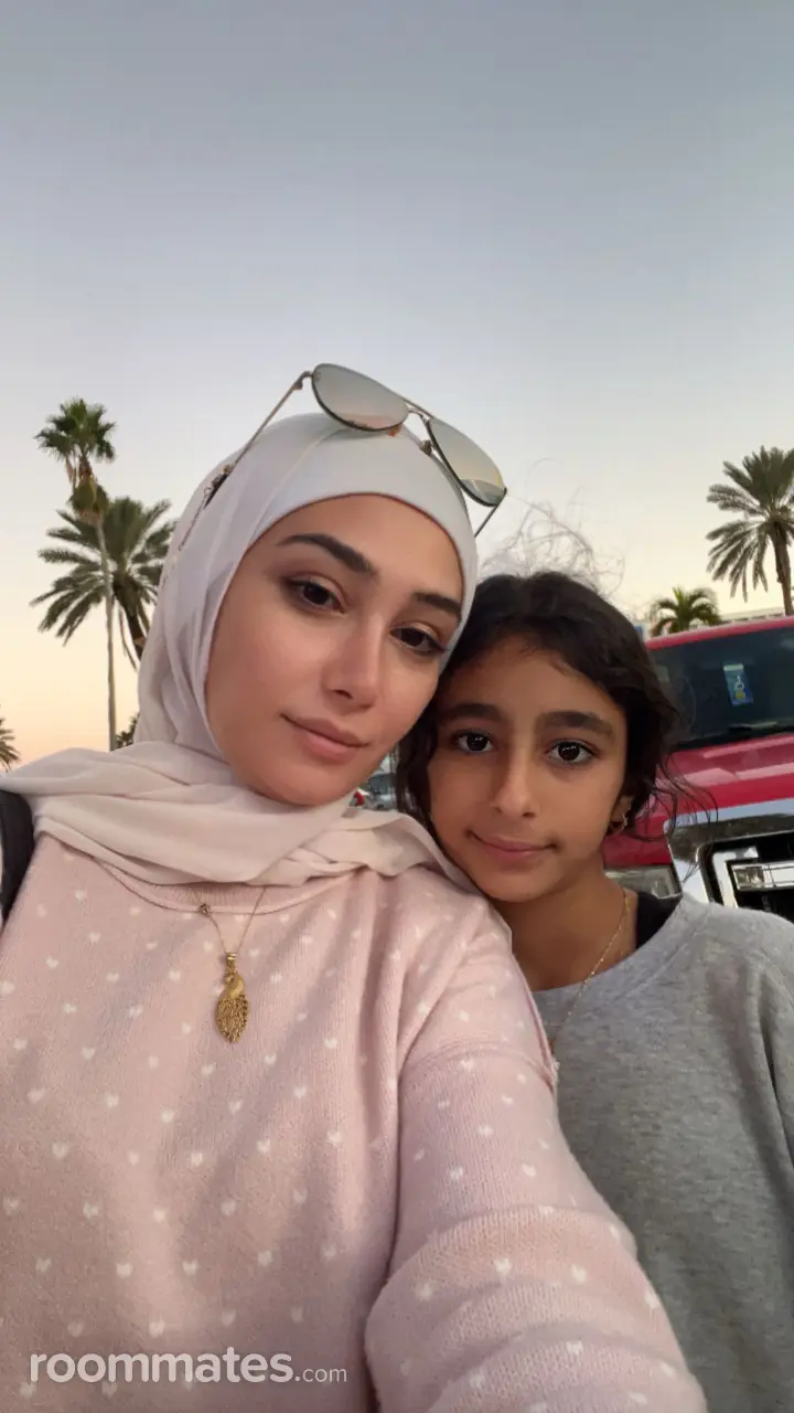 Profile photo 1 of 1