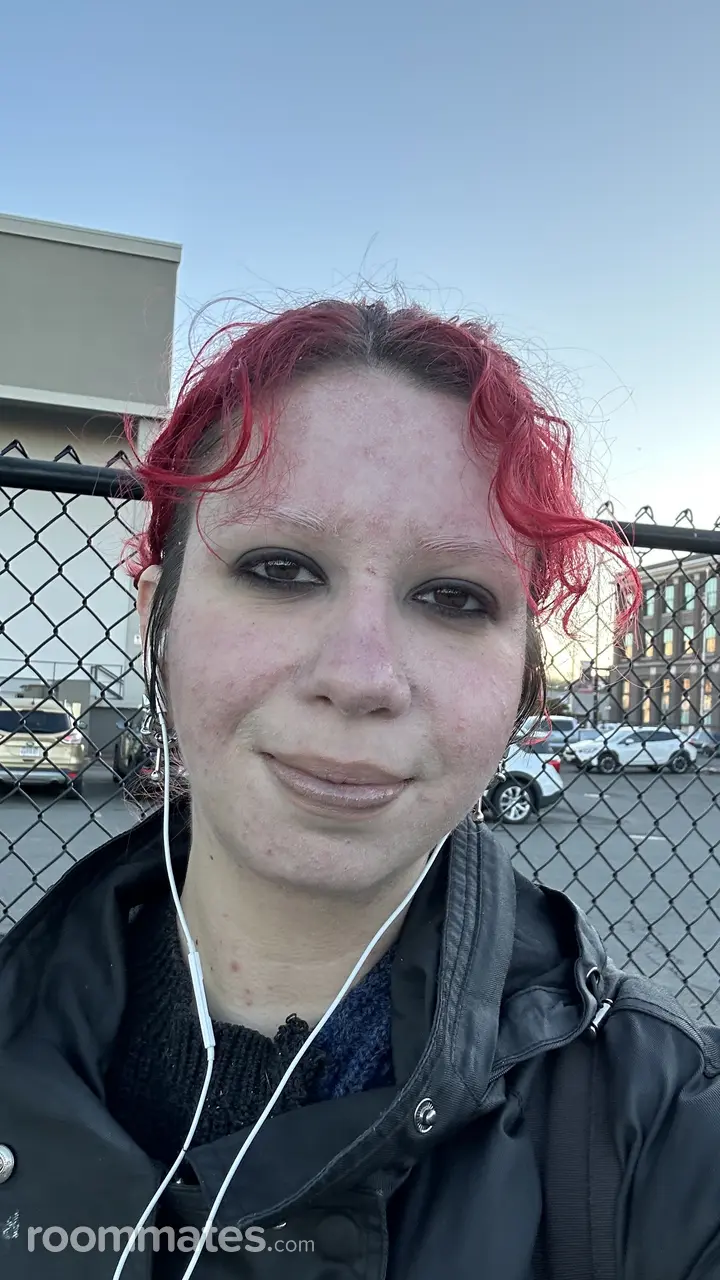 Profile photo 1 of 1