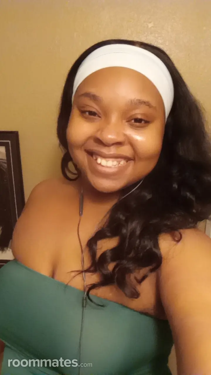 Profile photo 3 of 11