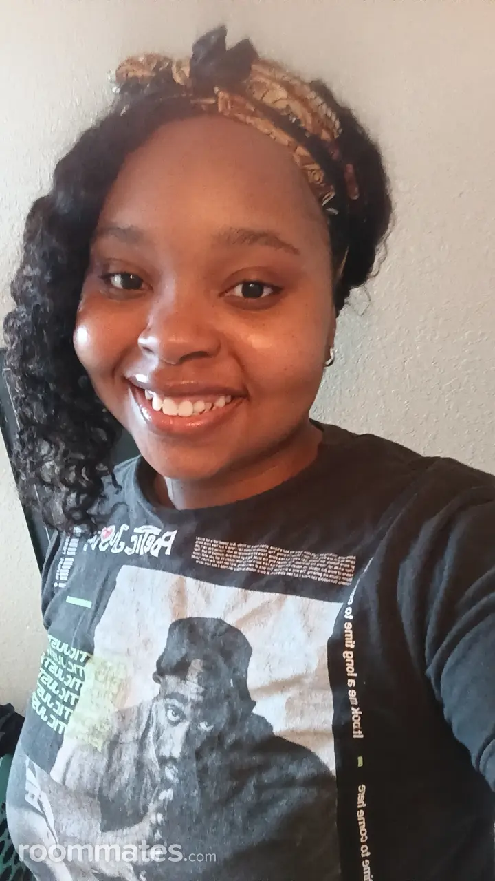 Profile photo 8 of 11