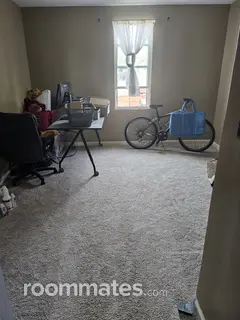 Room for rent in Indianapolis, IN $950, house