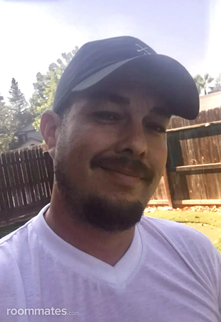 Profile photo 1 of 1